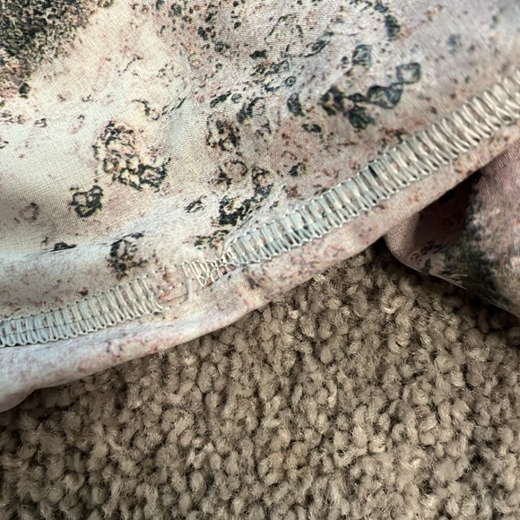 Lululemon Namaskar Pant II in Sugar Crush Multi - size 6 - Picture 10 of 12